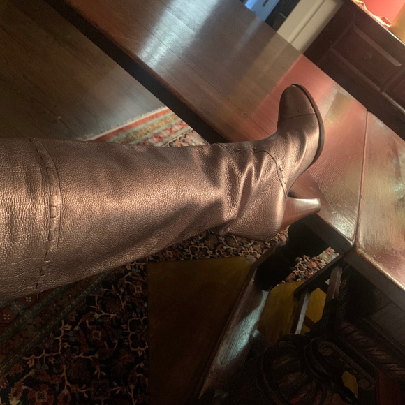 Marc Jacobs pewter metallic boots - Picture 2 of 16